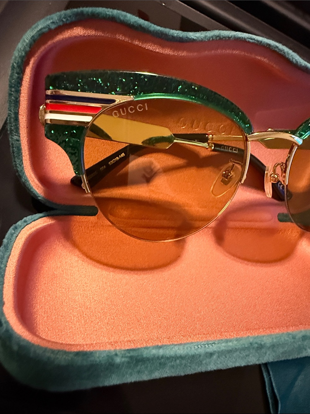 Gucci Sunglasses - Picture 5 of 11